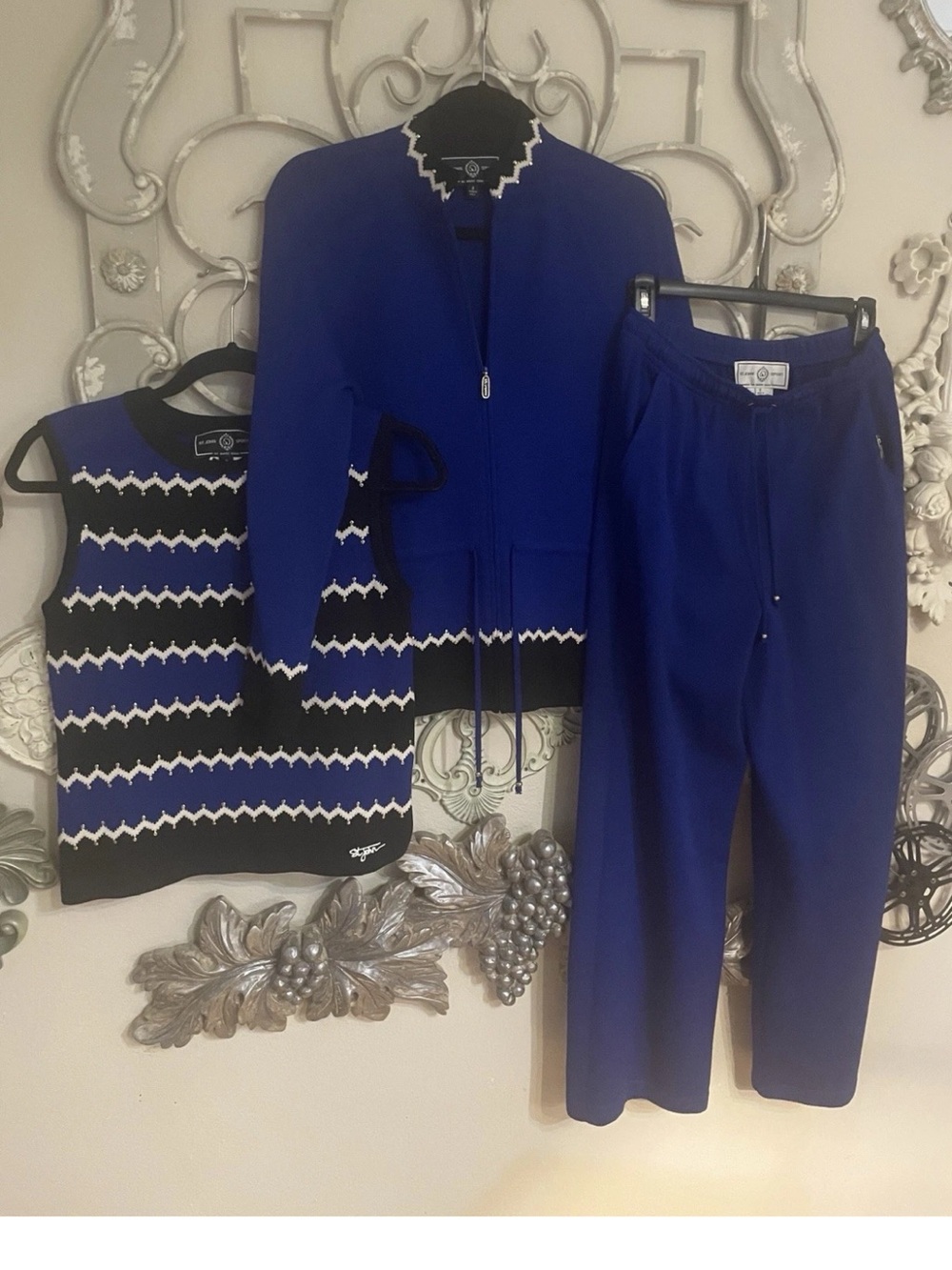 St John Women’s Royal Blue Jogger Pants -